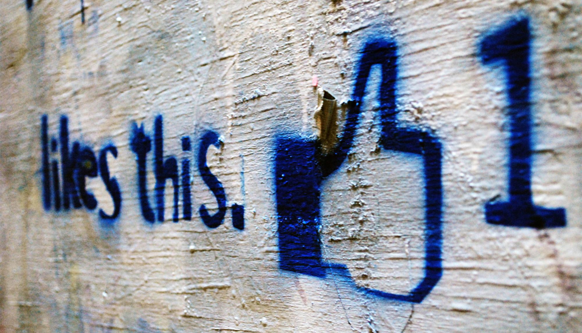 Facebook, muro.
